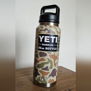 YETI Rambler 36oz Tan Camo Bottle